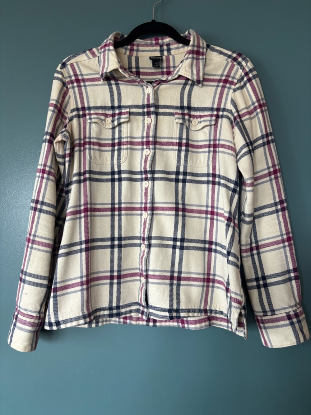 Patagonia Cream Flannel (size 6) with Navy & Berry Stripes